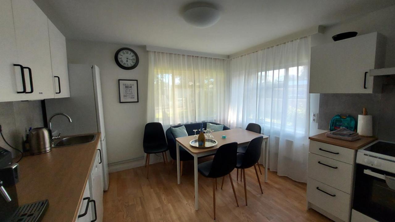 B&B Rooms Husavik 1 外观 照片